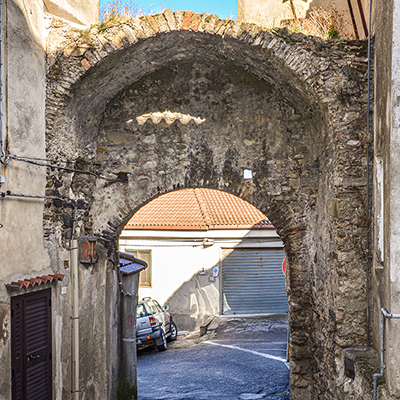 Vista di Porta Scezzari